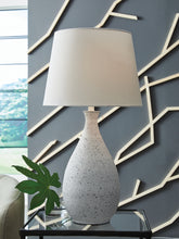 Hoover Furniture Outlet - Ashley Furniture - Wyattford Table Lamp - Metal Table Lamp (1/CN) - L207614